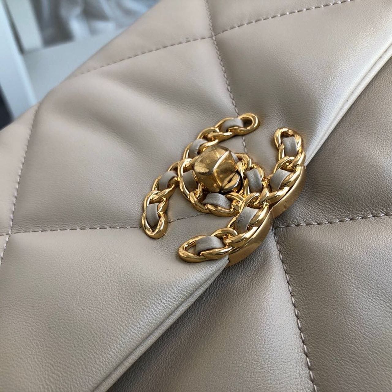 Chanel 19 Flap Bag 26cm Goatskin Leather Fall/Winter Act 1 Collection, Beige - view 10