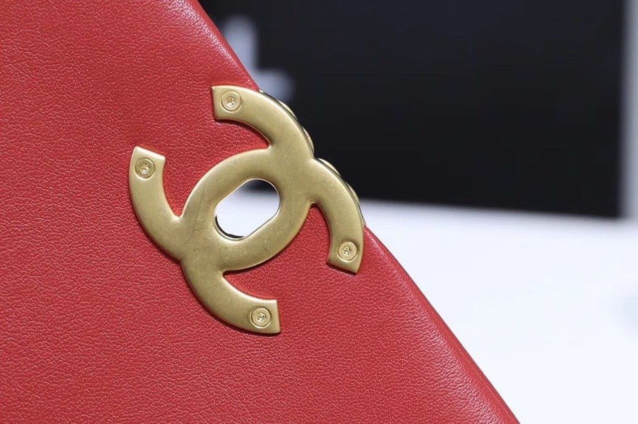 Chanel 19 Flap Bag 26cm Goatskin Leather Spring/Summer Act 1 Collection, Red - view 20