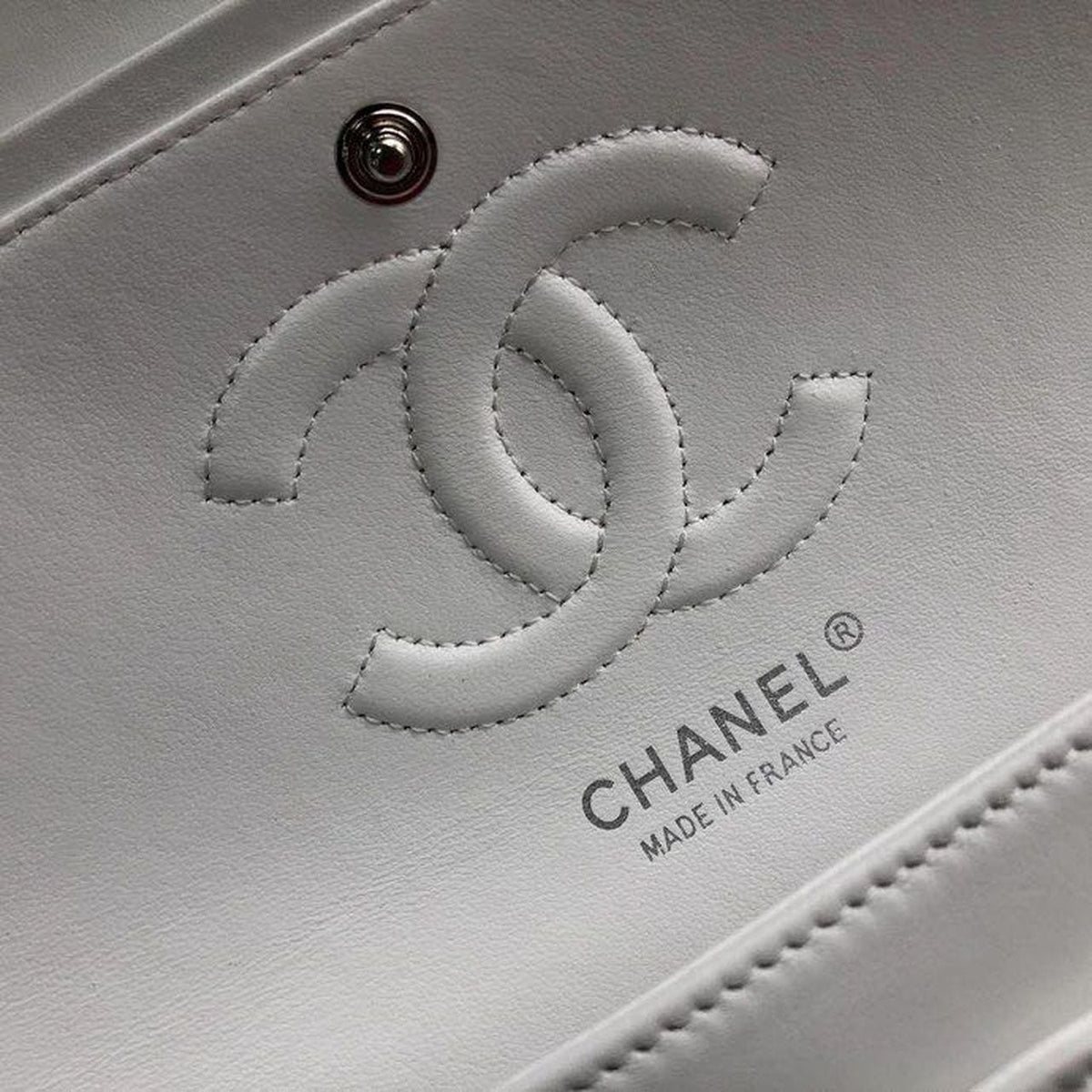 Chanel Classic Flap Bag 25cm Silver Hardware Lambskin Leather Spring/Summer Collection White - view 10