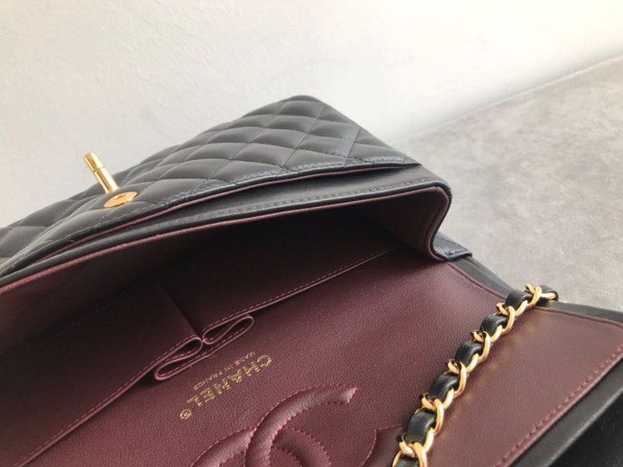 Chanel Classic Flap Bag 25cm Gold Hardware Lambskin Leather Spring/Summer Collection Black - view 10