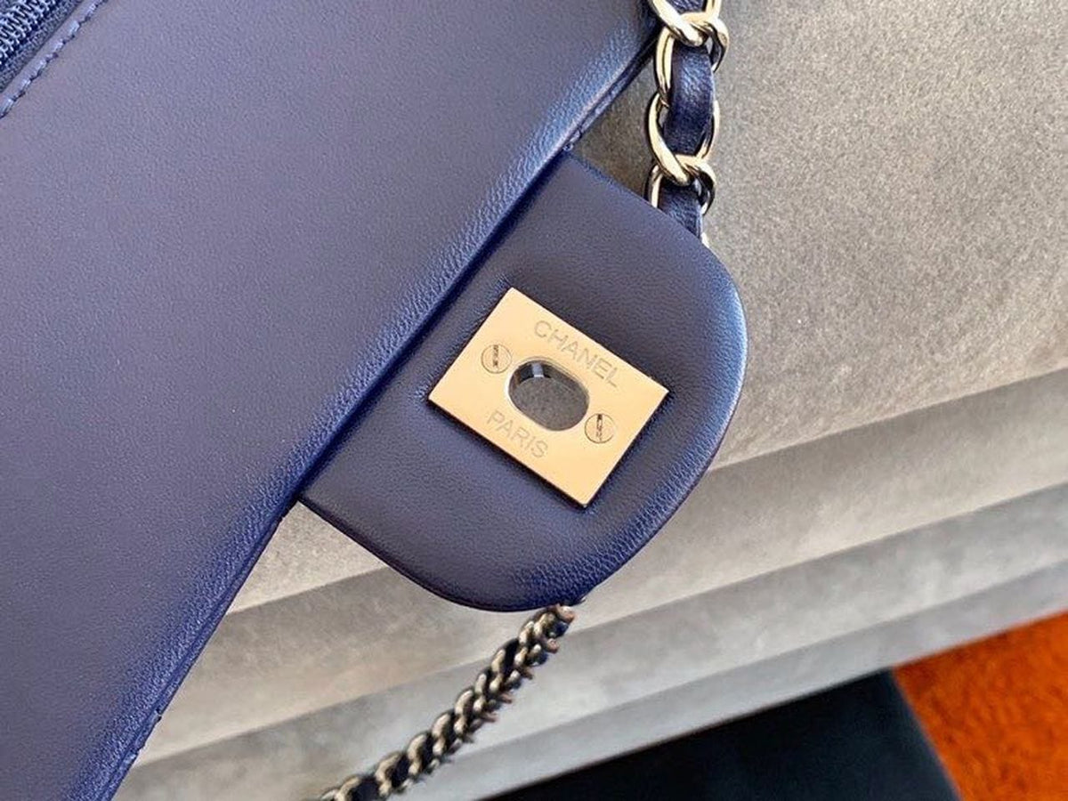Chanel Classic Flap Bag Silver Hardware Lambskin Leather Spring/Summer Collection Navy Blue - view 10