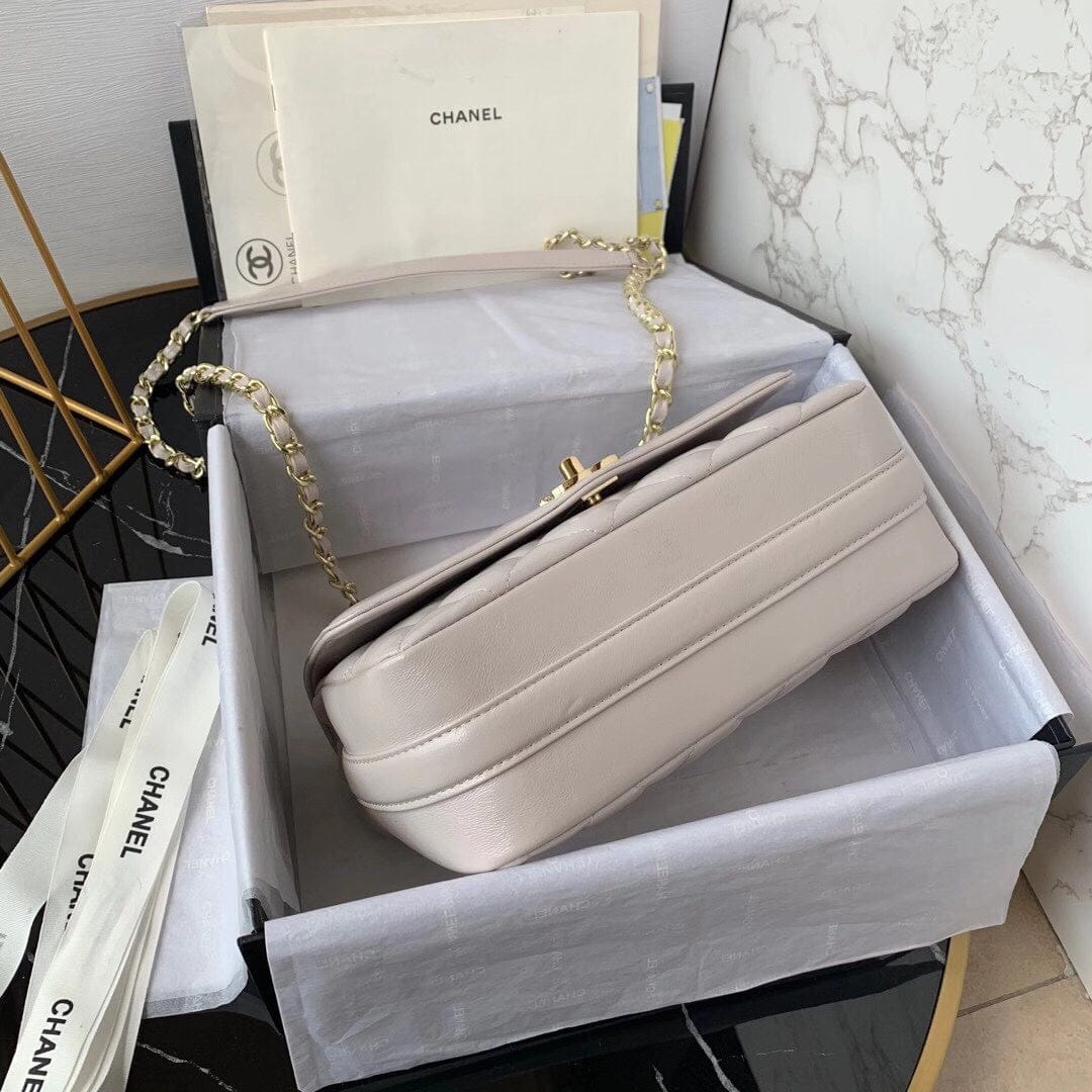 Chanel Classic Flapbag Gold Hardware 23cm - Handbag - view 8