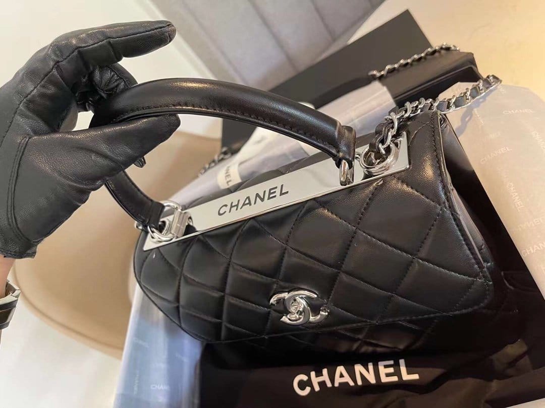Chanel Classic Flap Bag Silver Hardware 25cm Black - view 9