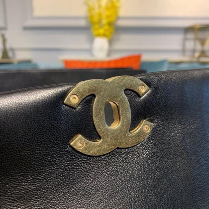 Chanel 19 Flap Bag 30cm Goatskin Leather Fall/Winter Act 1 Collection Black - view 8