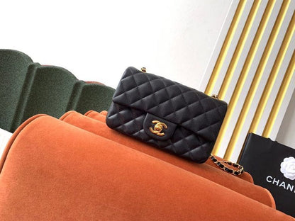 Chanel Classic Flap Bag 20cm Gold Hardware Caviar Leather Spring/Summer Collection Black - view 2