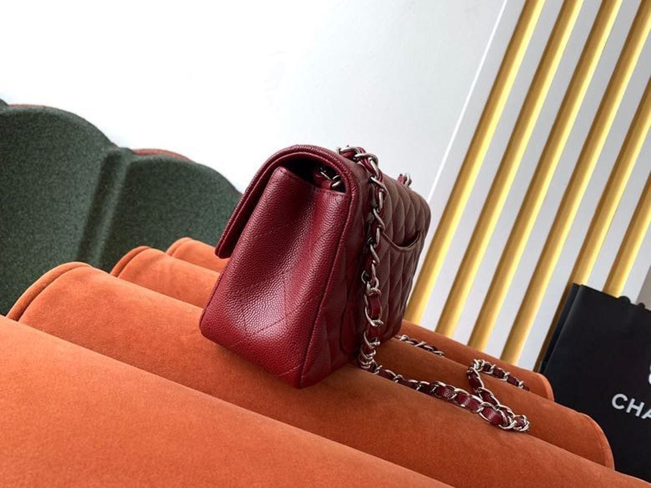 Chanel Classic Flap Bag 20cm Silver Hardware Caviar Leather Spring/Summer Collection Burgundy - view 5