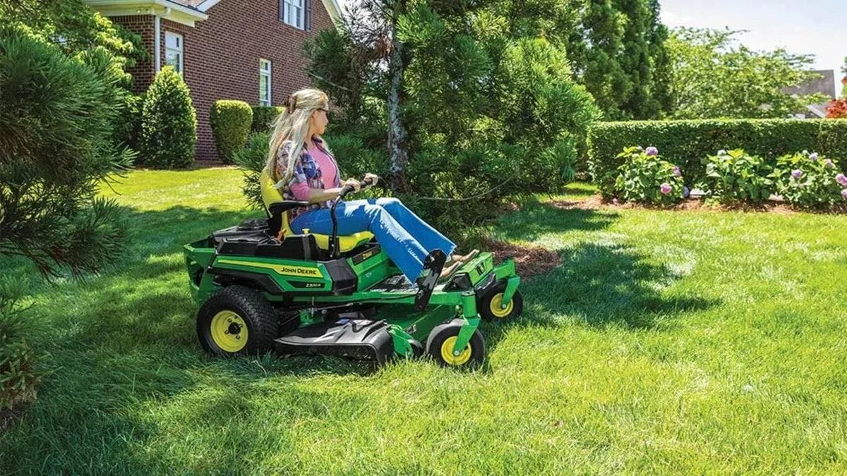 Z20R ZTrak Mower with 42-in. Decks - view 3