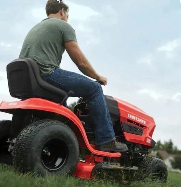Craftsman T100 36 in 11.5-HP Riding Lawn Mower - view 4