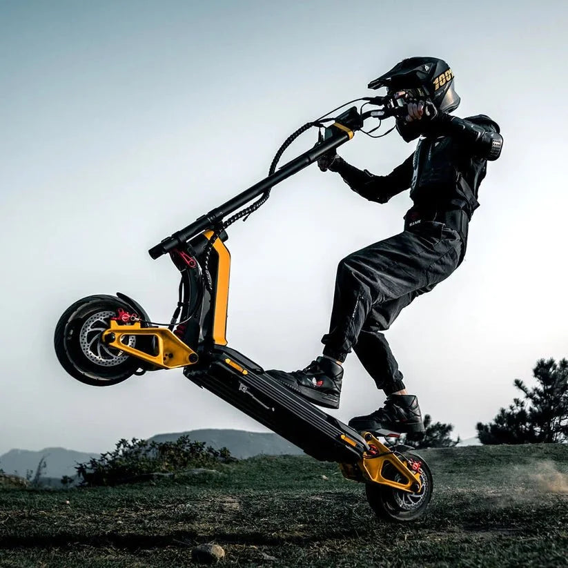 Inmotion RS World's Fastest Electrics Scooters - view 2